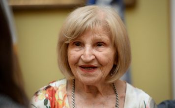Jedan pogled na dom Mire Banjac govori kakva je domaćica, ali i kakav je njen sin majstor: Kuhinju je on napravio