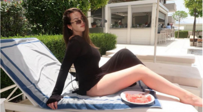 Hana Ikodinović uživa pored mora i ostavlja bez daha pažljivo odabranim stajlinzima: A dugo, toplo leto tek je počelo…