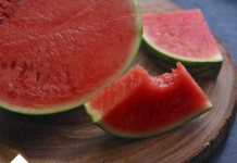 KUCAJTE JE DO SUTRA, OVE TRIKOVE VAM NEĆE REĆI NA PIJACI! Znate li kako da izaberete SLATKU lubenicu