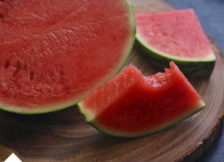 KUCAJTE JE DO SUTRA, OVE TRIKOVE VAM NEĆE REĆI NA PIJACI! Znate li kako da izaberete SLATKU lubenicu