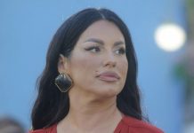 Da li biste ih obule? Seka platila sandale 21.000 dinara, a neke žene ne bi ih nosile ni da su džabe