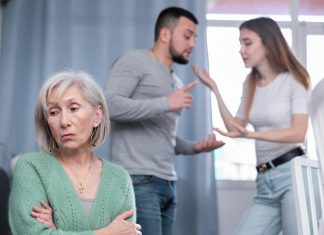 Stalno sam vređala svekrvu i osuđivala je za svaku svađu sa mužem: A onda je ona za mene uradila najlepšu stvar na svetu