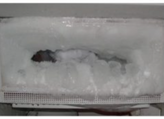 Riješite se naslaga leda u frižideru uz jednu namirnicu koju svi imamo u kući: Trik zlata vrijedan