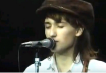 Najveći hit “Plavog orkestra” bio zabranjen u Jugoslaviji: A ovo je jedina slika gde Loša nema kapu, evo zašto je nosio