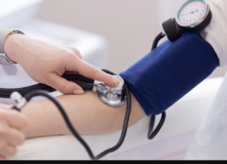 Pada vam PRITISAK zbog VRUĆINA? Obratite pažnju kada je 90/60 mmHg, ovo može da vam POMOGNE