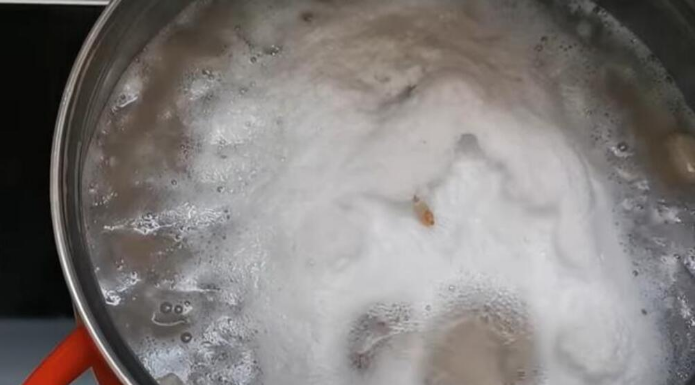 AKO PROSIPATE VODU OD PASULJA, BUKVALNO BACATE NOVAC: Niste ni svjesni KOLIKO KORISTI IMA, pogledajte za šta sve može poslužiti tečnost!