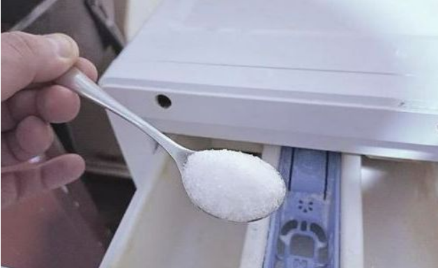 SVAKOM PRANJU DODAM 3 KAŠIKE: Svi misle da imam novu odjeću