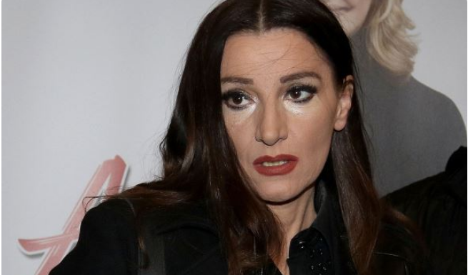 NEIZMERNA TUGA U DOMU MIRE ŠKORIĆ: Težak gubitak, pevačica zavijena u crno