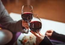 Doktori potvrdili da je crno vino zdravo: Zbog ova 3 razloga svakog dana treba popiti jednu čašu!