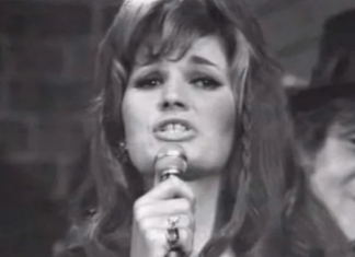 SILVANA JE TRAGIČNO NASTRADALA 1976. GODINE, A EVO KAKO DANAS NJENA KĆERKA IZGLEDA: Saznajte i čim se bavi, uvijek sama posjećuje majčin grob