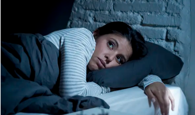 Problemi sa SPAVANJEM? Saznajte kako zaspati za 2 minute…