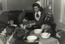 U VIHORU RATA JE ODVOJILI OD PORODICE: Nikad ih VIŠE nije videla, a onda joj devojčica u sirotištu POKAZALA SLIKU KOJA JE ZALEDILA