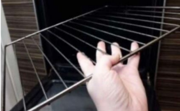 Tek sa 50 godina sam saznala čemu služi rešetka unutar peći: OVAKO se može koristiti!