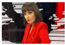 Ljudi ne veruju šta gledaju: Srpska voditeljka snimljena ispod stola, da li je moguće da nosi ovo u programu uživo