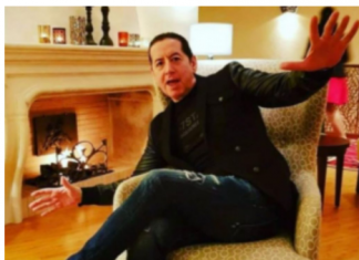 Pogledajte luksuznu kuću Jašara Ahmedovskog u Turskoj koja oduzima dah! U DVORIŠTU VELIKI BAZEN, ZELENILO OKOLO, PRAVI RAJ! Jedan detalj sve iznenadio, komentari se samo NIŽU