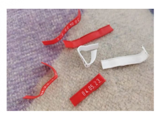 Nikada ne bacajte te TRAKICE iz vrećica za hljeb: KADA saznate za šta se mogu koristiti ove sezone, počet ćete ih odlagati već danas!