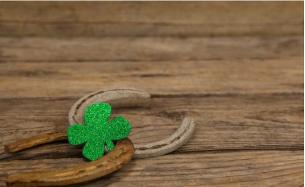 AKO VAS JE NOVČANA SREĆA NAPUSTILA, STAVITE 1 STVAR POD TEPIH: Pare će dolaziti sa svih strana