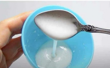 Moja mama ima 60 godina i svi joj govore da izgleda 10 godina mlađe: samo stavi ovu smjesu i izgledat ćeš super..