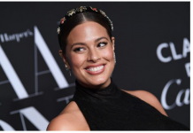 Žena sa savršenim telom, 90 kilograma upakovala u najlepšu haljinu svih vremena: Ovo može samo dama koja obožava sebe