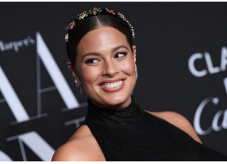 Žena sa savršenim telom, 90 kilograma upakovala u najlepšu haljinu svih vremena: Ovo može samo dama koja obožava sebe