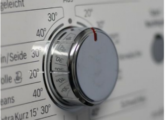 ZNATE LI GDJE SE NALAZI “TAJNO DUGME” NA MAŠINI ZA VEŠ? Može vam spasiti stvari i živce!