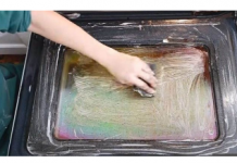 NE MORATE SKIDATI STAKLO! Evo kako da očistite fleke između duplih stakala rerne: ŽENA PODIJELILA TRIK NA DRUŠTVENIM MREŽAMA