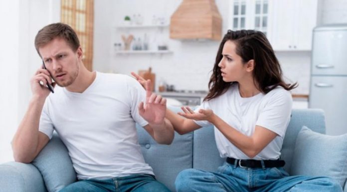 KAD MUŠKARAC PRESTANE DA VOLI: Ove stvari muškarac radi kada više ništa ne osjeća prema vama, GOTOVO JE!