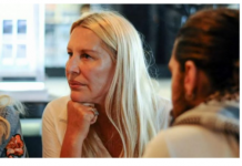 Da li ova garderoba priliči ženi od 78 godina: Verica Rakočević stajlingom sve šokirala (FOTO)