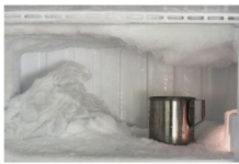 AKO VAM SE LED NAKUPLJA U ZAMRZIVAČU, SAMO UBACITE OVU NAMIRNICU: Nestaće kao rukom odnešen