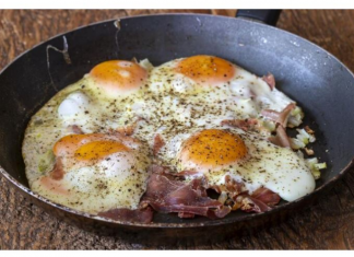 “Da li smem da doručkujem jaja svaki dan?” Evo šta na to kaže kardiolog, a šta onkolog
