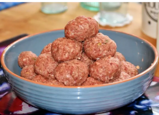 U mleveno meso uvek dodajte ovaj sastojak: Bilo da pravite ćufte ili punite paprike, napraviće čudo