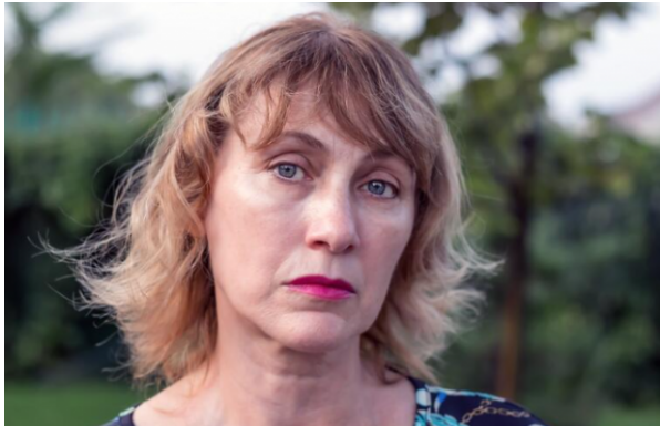 Žene 50+ nikako ne treba da biraju ovu frizuru i boju kose: Čini da izgledaju starije i umorno