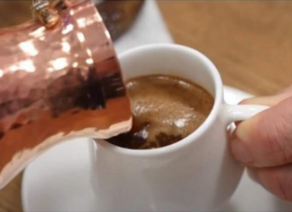 GREŠKA S KAFOM ZBOG KOJE SE SALO GOMILA NA STOMAKU: Ako je ovako pijete, NE GINU vam masne naslage oko struka!