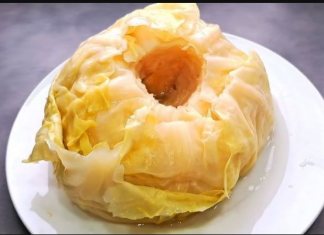 Trik iskusnih domaćica: Presolili ste kupus, jedno povrće rješava problem ako se ubaci u bure