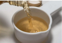 SIPALA JE SIRĆE U POSUDU I OSTAVILA U KUHINJI: Preko noći riješila problem koji je prisutan u mnogih