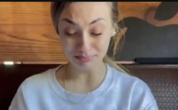 Neočekivani paket stigao deset godina nakon smrti majke: Sestre su plakale kao kiša kada su vidjele što je unutra (VIDEO)