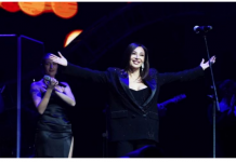 SVI BRUJE O ONOME ŠTO JE CECA RAŽNATOVIĆ OBUKLA ZA KONCERT! Sve je bilo u redu dok joj ljudi nisu pogledali u noge – dosad NEVIĐENO!