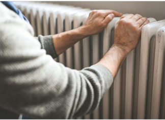 Zašto je pola radijatora toplo, a pola hladno?