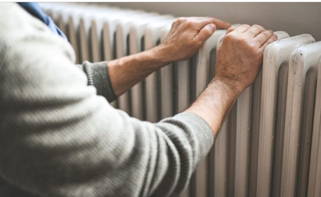 Zašto je pola radijatora toplo, a pola hladno?