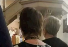 Žena je postala hit na Fejsu zbog majice u kojoj je došla na misu, morate vidjeti što je obukla