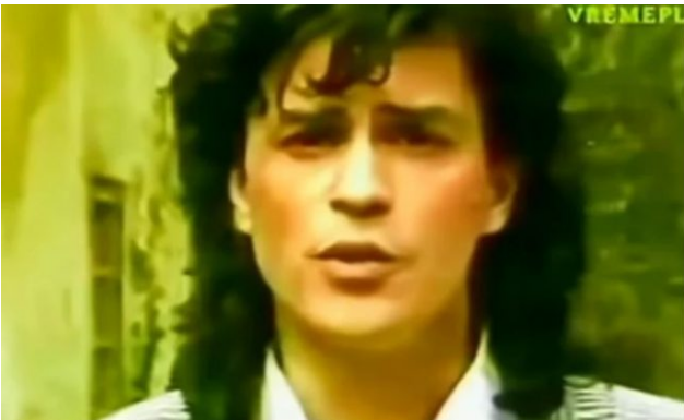 Pevač je bio SIMBOL LEPOTE Jugoslavije, žene su LUDELE ZA NJIM: Oženio se 30 godina mlađom, a evo kako izgleda u OSMOJ DECENIJI – malo ko bi ga prepoznao