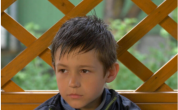 Čim se rodio majka ga je bacila u smeće: Uzeo ga je čovek iz gradske čistoće, posle 12 godina je shvatio šta je uradio