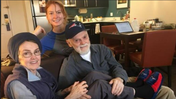 Nije posetila roditelje 10 godina, a onda joj javili da su umrli od smrzavanja u kući: Policija je zatekla mučan prizor