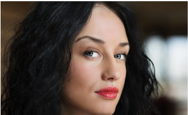 Milena se udaje za 40 godina starijeg i priznaje da je zbog para: “Ima 70 i čekam da umre, samo za sebe hoću te milione”