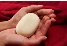 Prije spavanja uvijek stavi sapun pored kreveta: Kada čujete zašto – uradićete isto još večeras