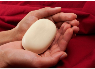 Prije spavanja uvijek stavi sapun pored kreveta: Kada čujete zašto – uradićete isto još večeras