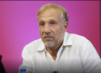 Pojma niste imali da je ona majka Milana Kalinića: Imala je buran život, vezu sa ocem poznate glumice, a za sina je kraljica (FOTO)