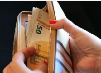 Ako vam je novčanik ove boje, bolje ga bacite: Datum rođenja određuje koja nijansa će privući uspeh i novac