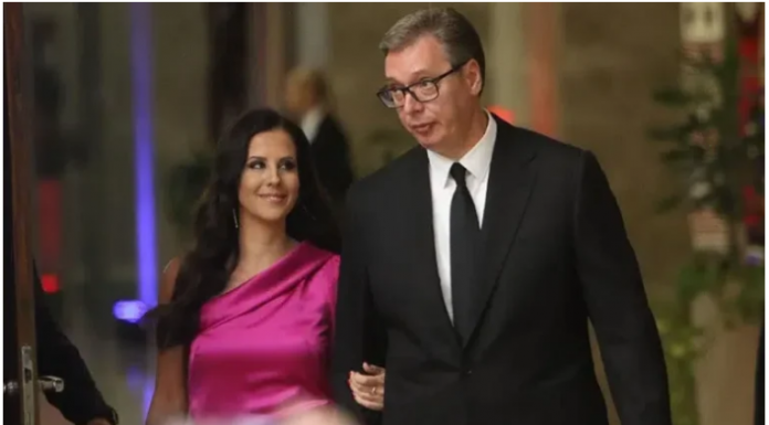 Ovako je Tamara Vučić izgledala dok je bila VODITELJICA JUTARNJEG PROGRAMA: Evo kako se prezivala