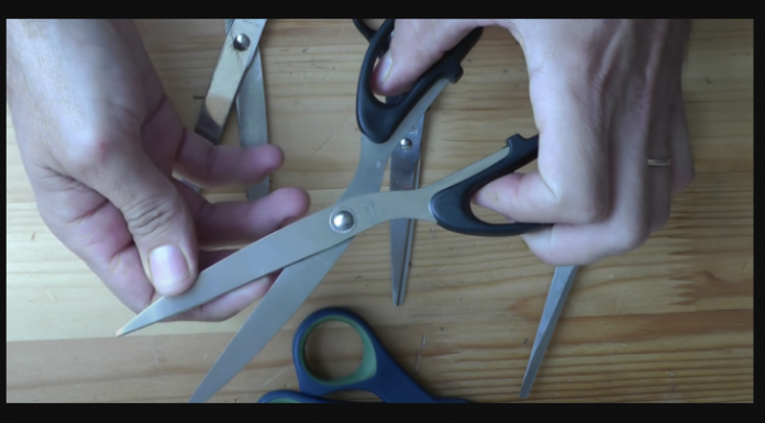 KROJAČKI trik za naoštravanje bilo koje makaze za nekoliko sekundi: Čak i one najtuplje sijeku kao nove